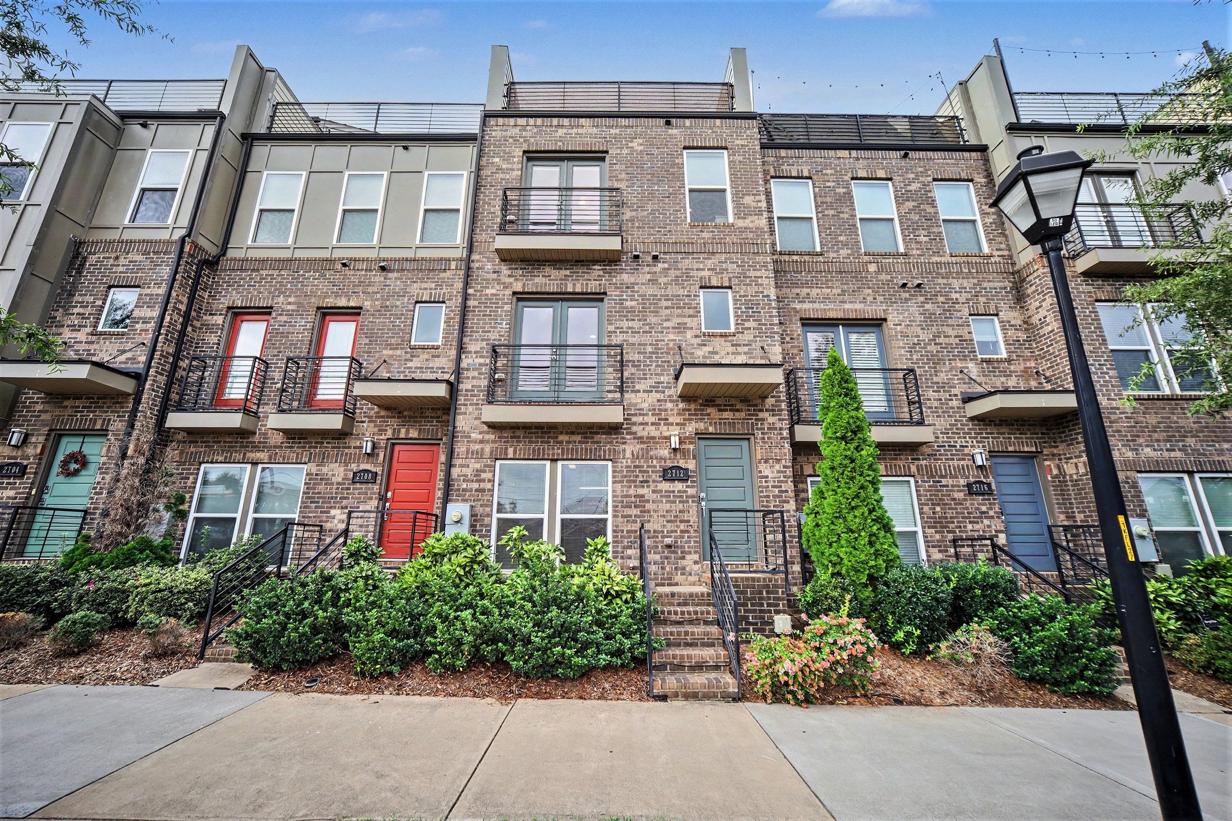 2712 Grand Union Way - 1